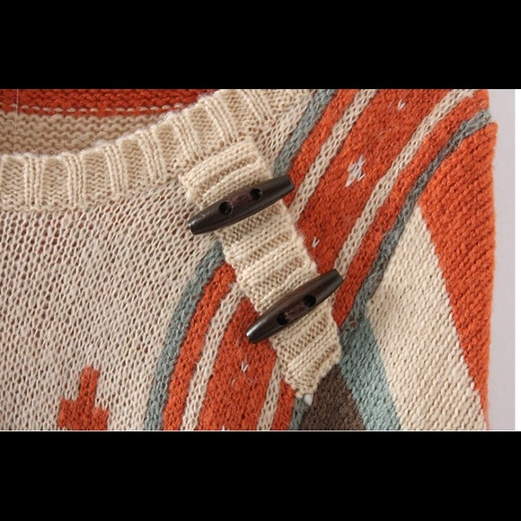 Oversized Batwing Sleeved Poncho - Picture 5 of 6